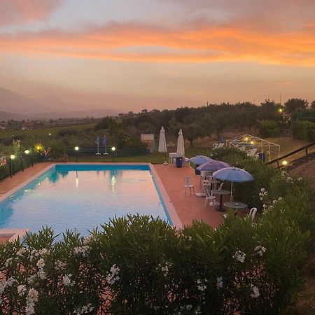 Il Podere Degli Asinelli Città Sant'Angelo Exterior foto