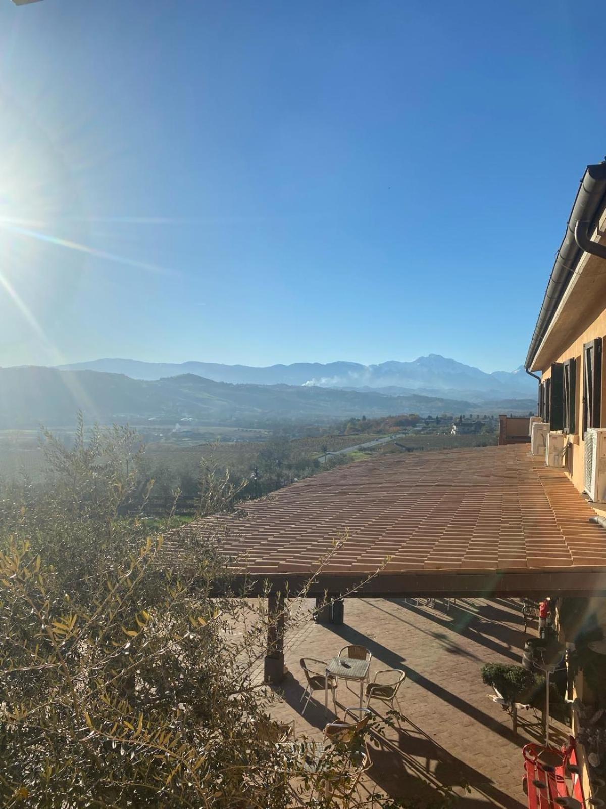 Il Podere Degli Asinelli Città Sant'Angelo Exterior foto