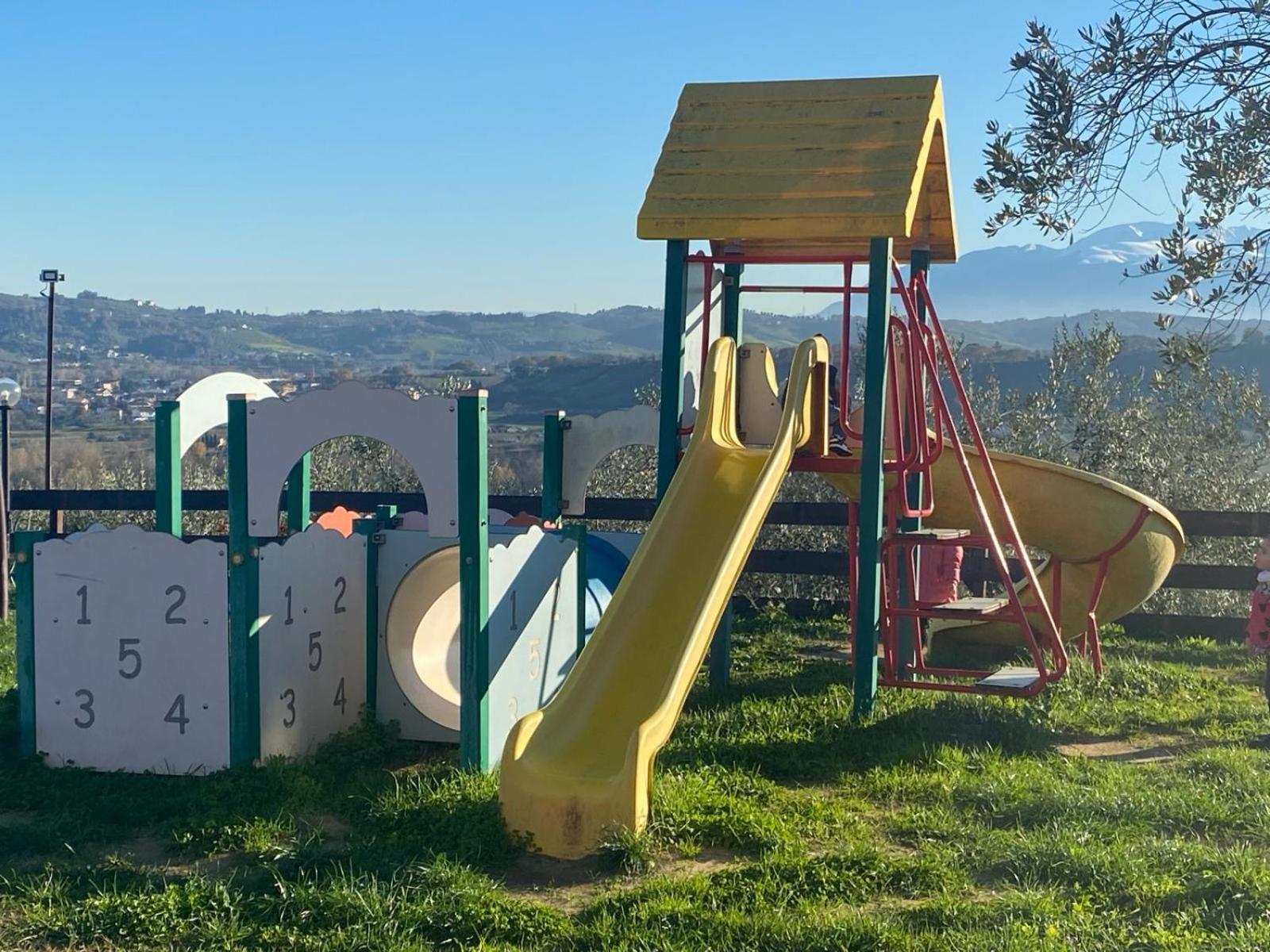 Il Podere Degli Asinelli Città Sant'Angelo Exterior foto