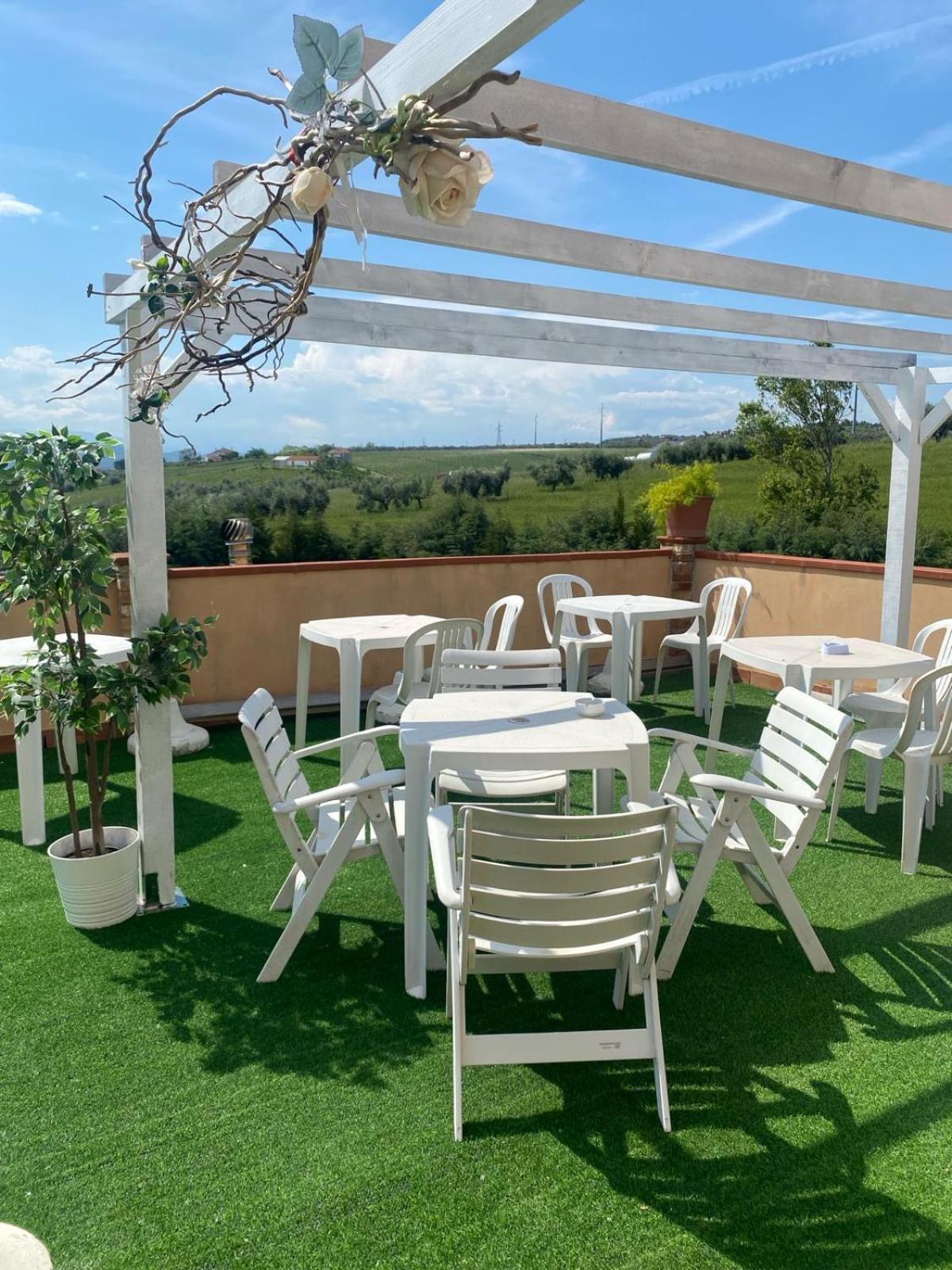 Il Podere Degli Asinelli Città Sant'Angelo Exterior foto